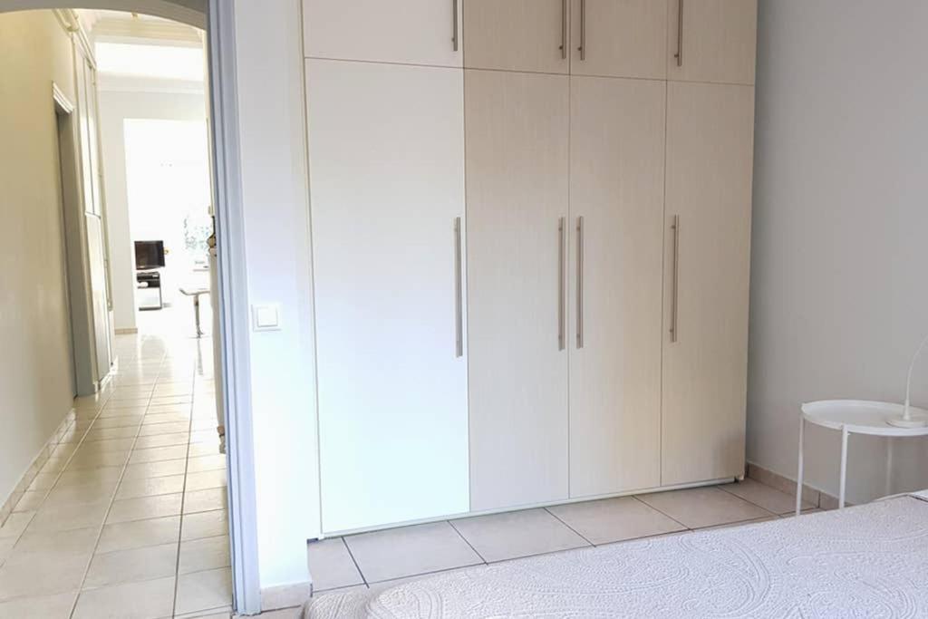 A Great Stay At A Comfortable Large Apartment Athens Exterior photo